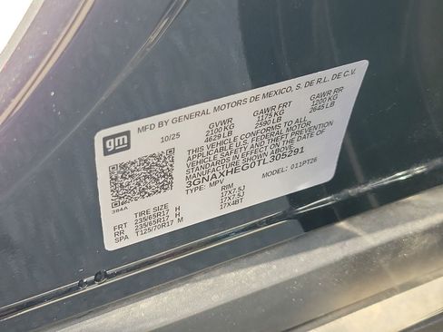 Used 2026 Chevrolet Equinox LT FWD image 31