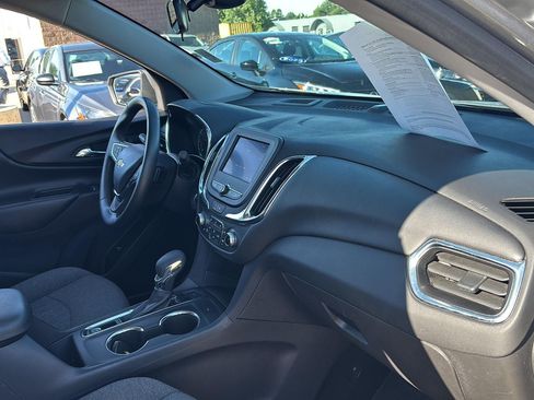Used 2024 Chevrolet Equinox LT AWD/4WD image 27