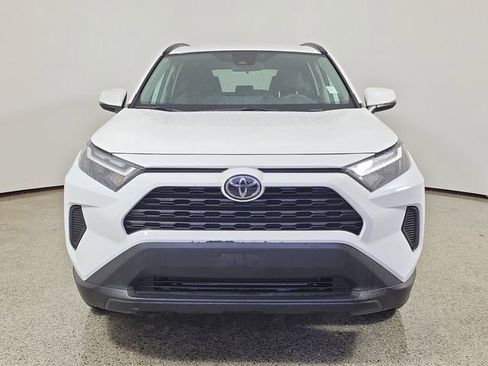 Used 2025 Toyota RAV4 XLE FWD image 3