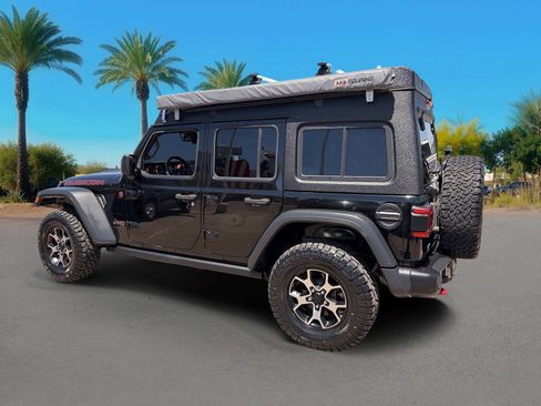 Used 2021 Jeep Wrangler Unlimited Rubicon AWD/4WD image 3