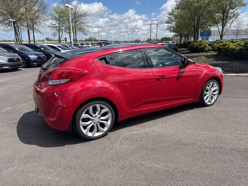 Used 2015 Hyundai Veloster w/ Option Group 02 image 7