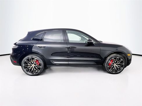 New 2026 Porsche Macan S image 8