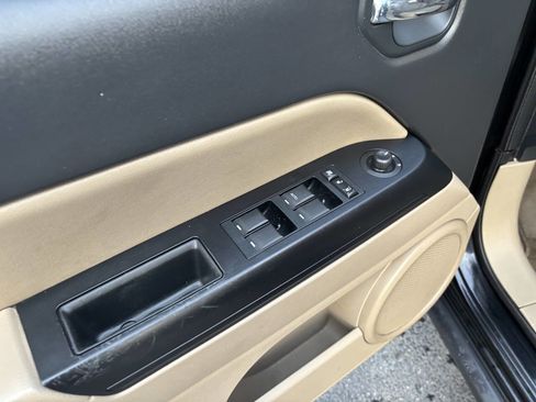 Used 2011 Jeep Patriot Latitude image 8