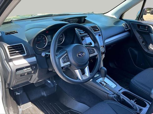 Used 2018 Subaru Forester 2.5i Premium w/ Protection Package #1A AWD/4WD image 17