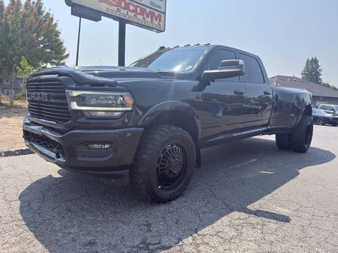 Used 2020 RAM 3500 Laramie w/ Night Edition AWD/4WD image 1