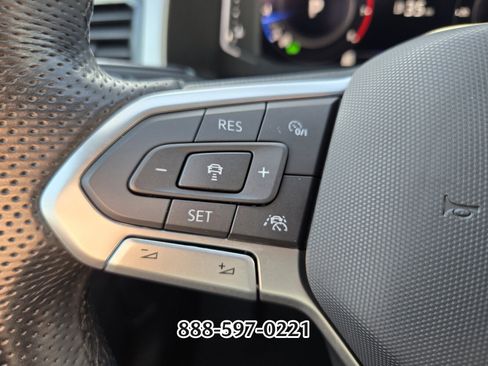 Certified 2023 Volkswagen Atlas Cross Sport SEL Premium R-Line image 29