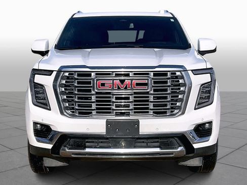 Certified 2025 GMC Yukon Denali image 5