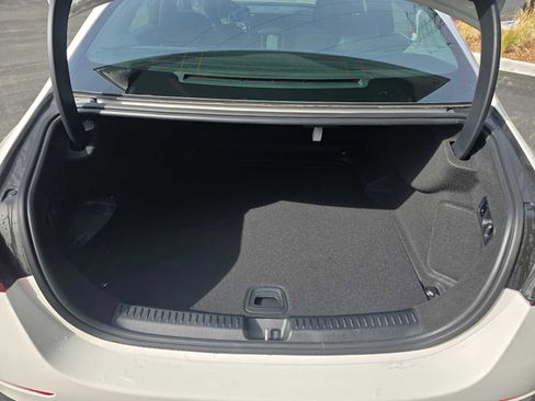 Certified 2025 Mercedes-Benz E 350 4MATIC Sedan image 20