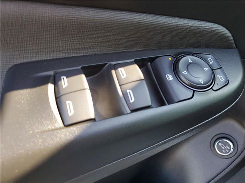 New 2026 Buick Envista Avenir image 19