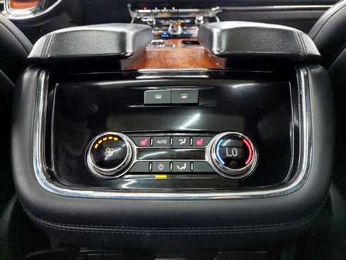 Used 2019 Lincoln Navigator Reserve w/ Cargo Package image 40