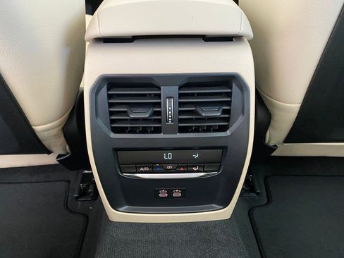 New 2026 BMW 330i xDrive Sedan w/ Premium Package image 29