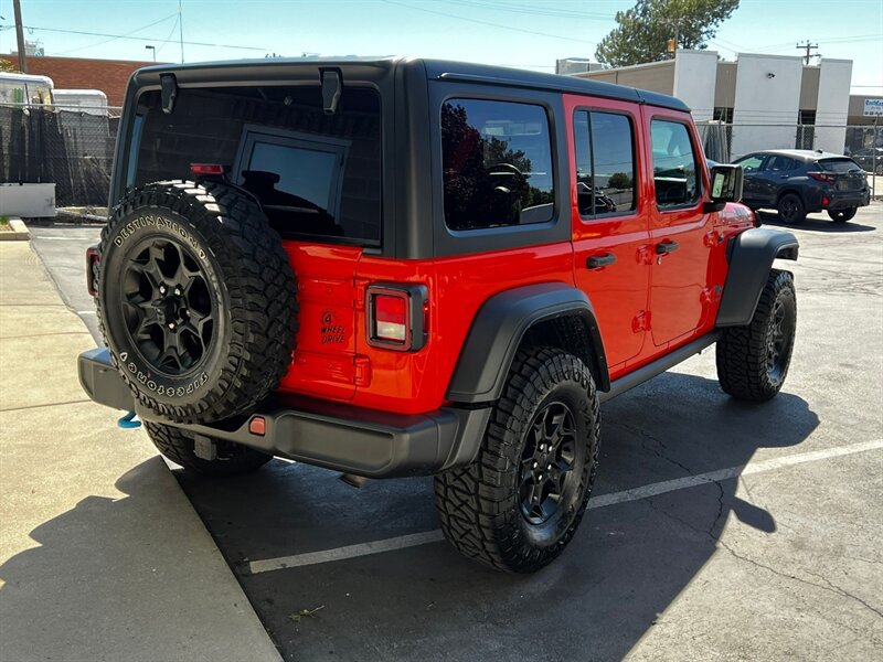 Used 2023 Jeep Wrangler Unlimited w/ Cold Weather Group AWD/4WD image 7