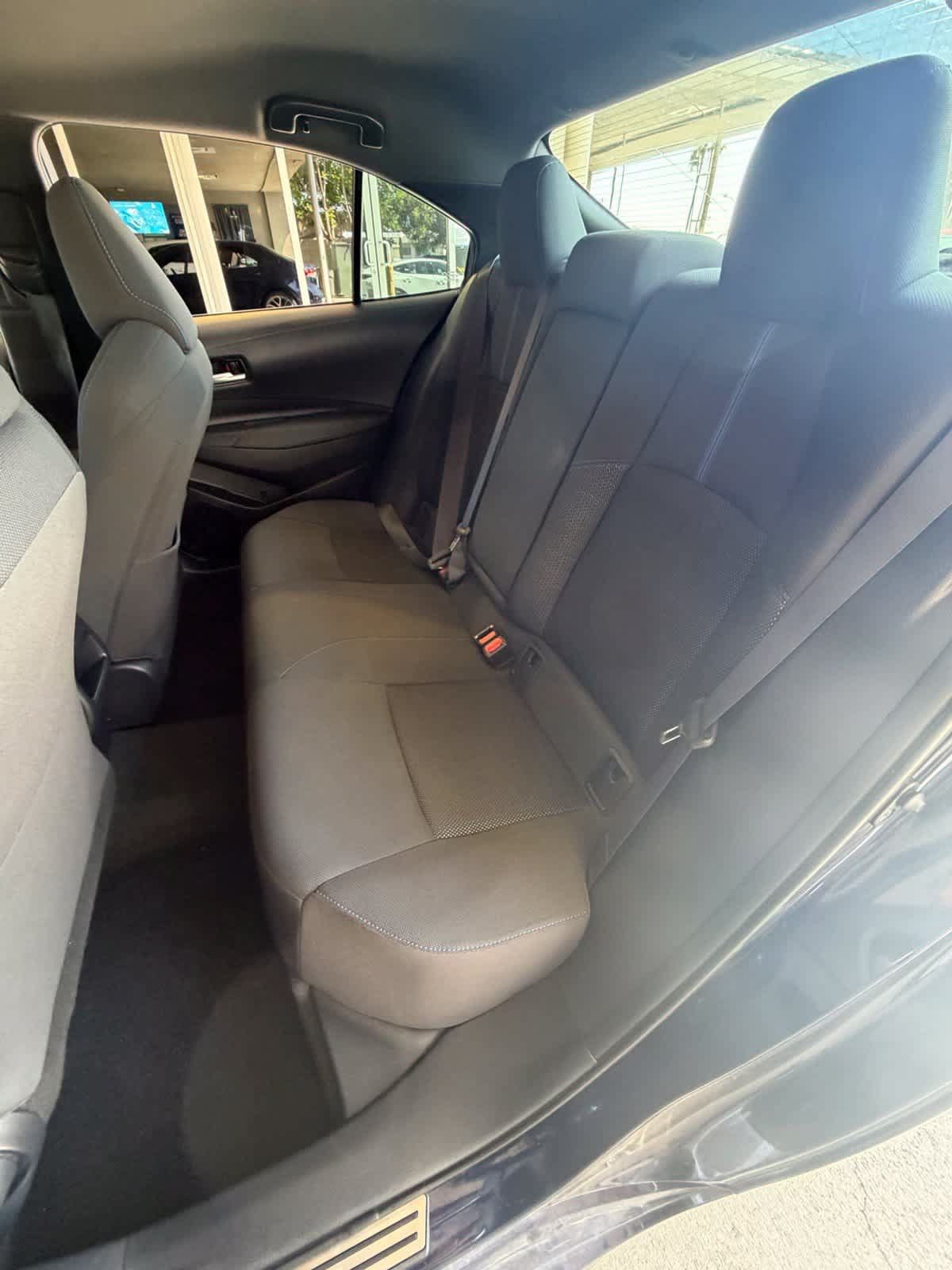 Used 2020 Toyota Corolla SE FWD image 14