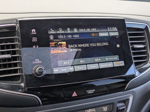 Certified 2023 Honda Passport TrailSport image 22