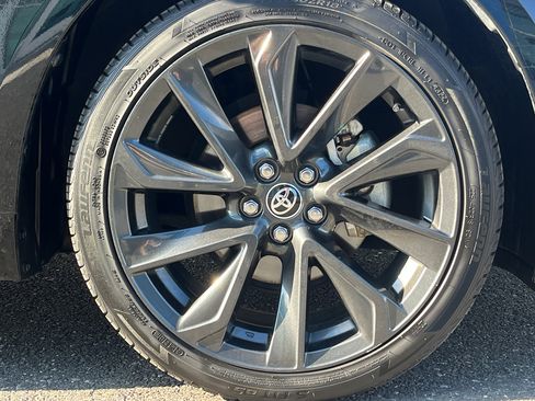 Used 2024 Toyota Corolla SE image 25