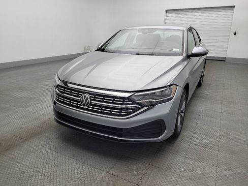 Used 2024 Volkswagen Jetta SE FWD image 15