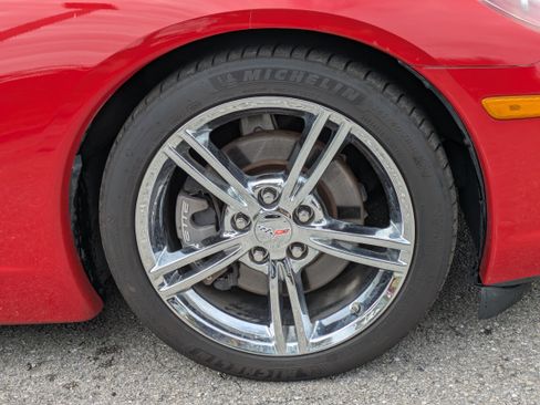 Used 2008 Chevrolet Corvette Coupe image 11