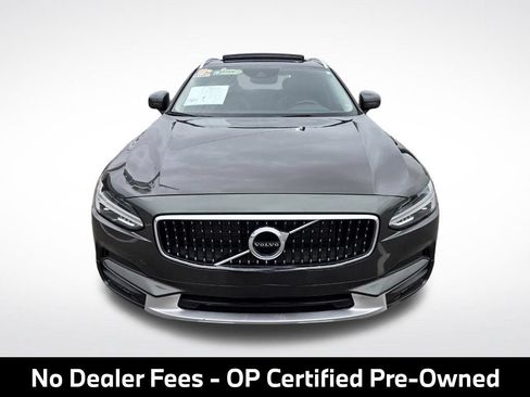 Used 2020 Volvo V90 T6 Cross Country AWD/4WD image 4