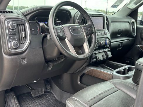 Used 2023 GMC Sierra 2500 Denali image 11