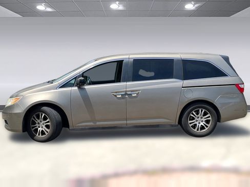 Used 2011 Honda Odyssey EX-L image 2