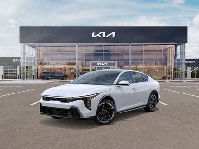 New 2025 Kia K4 GT-Line w/ GT-Line Sunroof Package