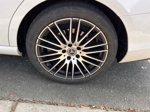 Used 2022 Mercedes-Benz C 300 4MATIC Sedan image 13