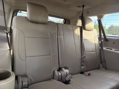 Used 2020 GMC Yukon XL SLE w/ SLE Value Package RWD image 33