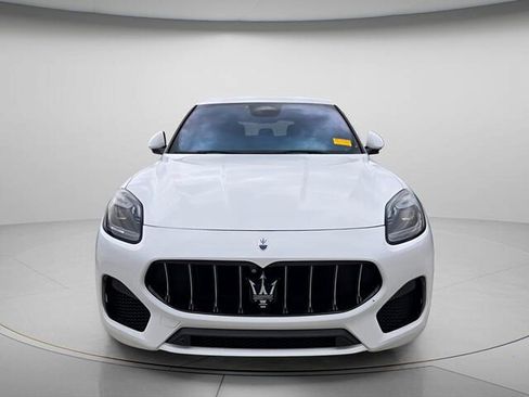 Used 2023 Maserati Grecale GT AWD/4WD image 3