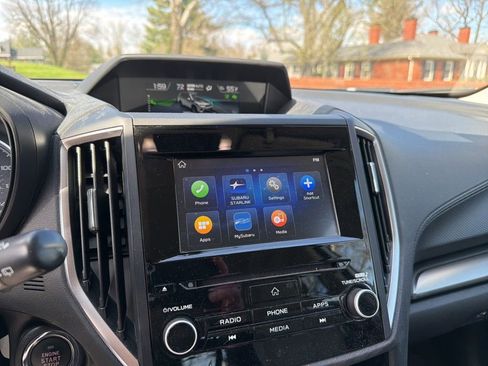 Used 2023 Subaru Forester Premium image 21