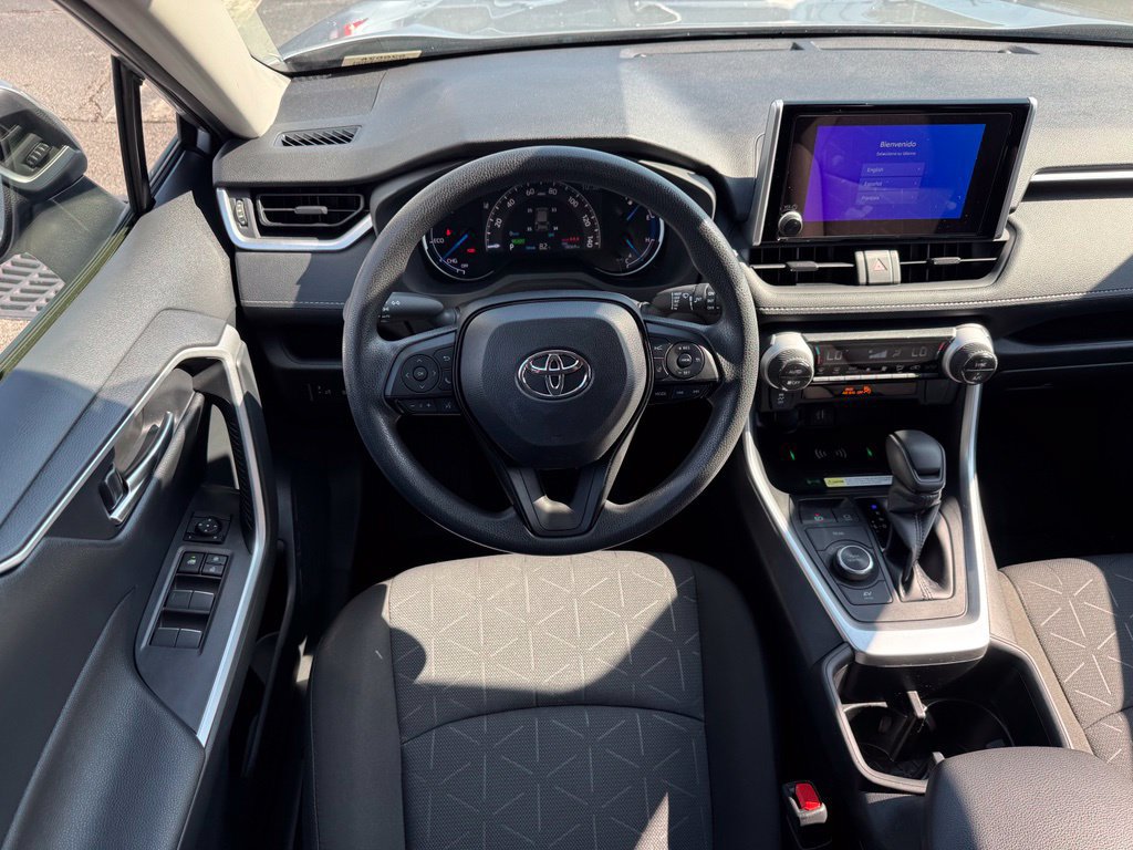 Used 2024 Toyota RAV4 XLE AWD/4WD image 21