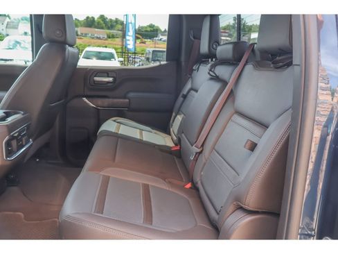 Used 2020 GMC Sierra 1500 Denali w/ Denali Ultimate Package AWD/4WD image 17