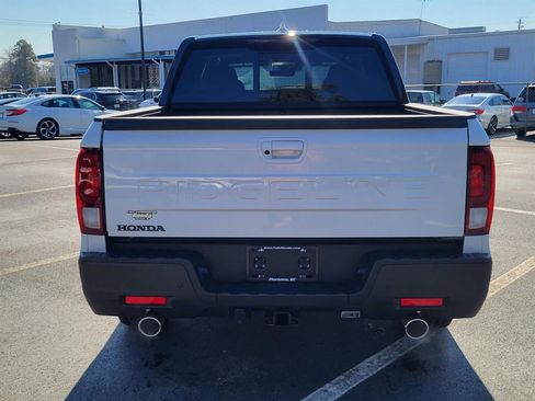 New 2026 Honda Ridgeline Black Edition image 3