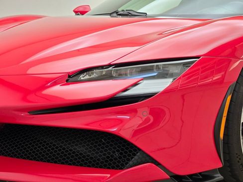 Used 2023 Ferrari SF90 Stradale AWD/4WD image 5