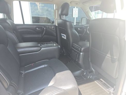 Used 2023 INFINITI QX80 Luxe w/ Cargo Package AWD/4WD image 6