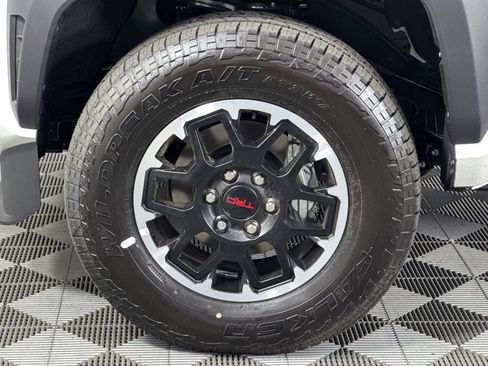 New 2025 Toyota Tacoma TRD Off-Road image 24