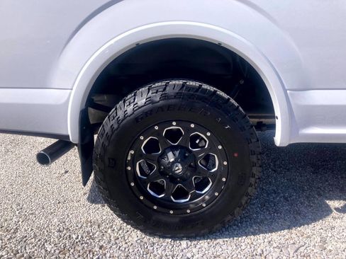 Used 2017 Ford F150 Lariat w/ Equipment Group 502A Luxury image 26