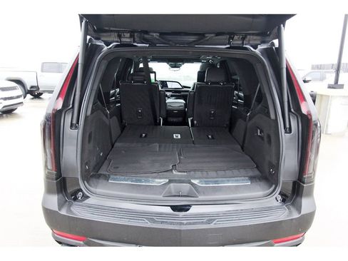 Used 2023 Cadillac Escalade V AWD/4WD image 31