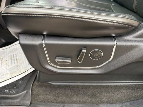 Used 2017 Ford F250 Platinum w/ Platinum Ultimate Package image 20