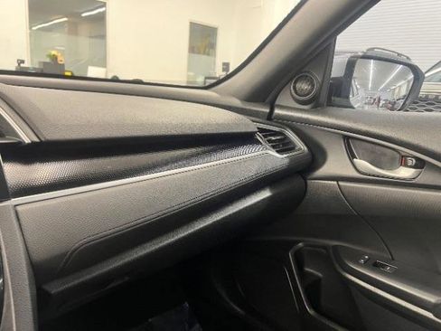 Used 2019 Honda Civic Sport image 19