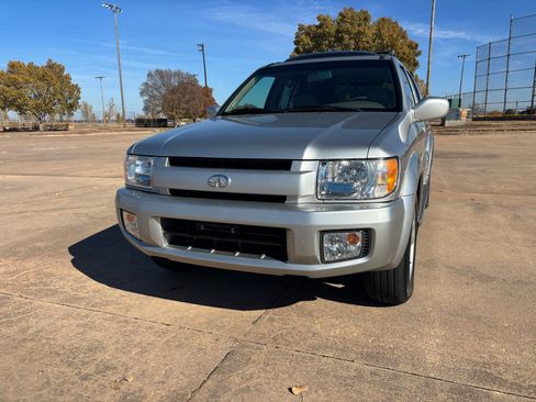 Used 2002 INFINITI QX4 4WD image 4