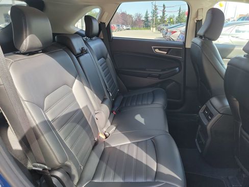 Used 2023 Ford Edge SEL image 21