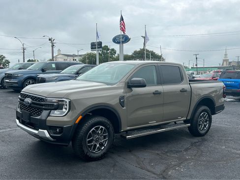 Used 2025 Ford Ranger XLT AWD/4WD image 2