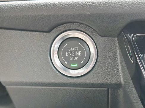 New 2026 Chevrolet Traverse LT w/ Sun and Wheel Package AWD/4WD image 26