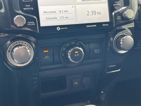 Certified 2022 Toyota 4Runner TRD Off-Road image 32