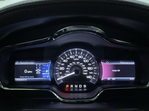 Used 2017 Lincoln MKT AWD w/ Technology Package image 19