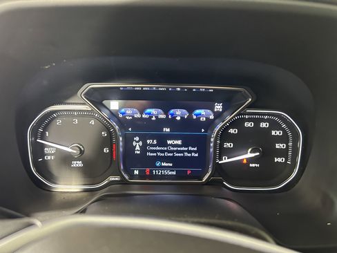 Used 2021 GMC Yukon SLT w/ SLT Luxury Plus Package AWD/4WD image 16