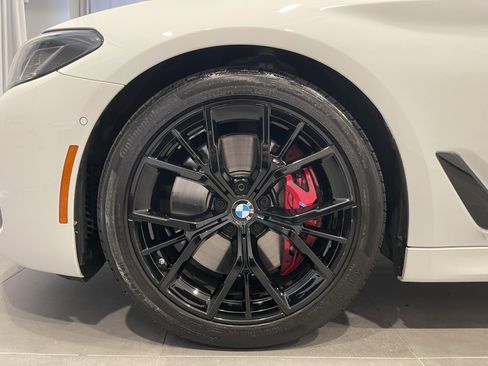 Certified 2023 BMW M550i xDrive w/ Executive Package image 7