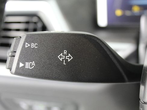 New 2026 BMW X5 xDrive40i w/ M Sport Package image 29