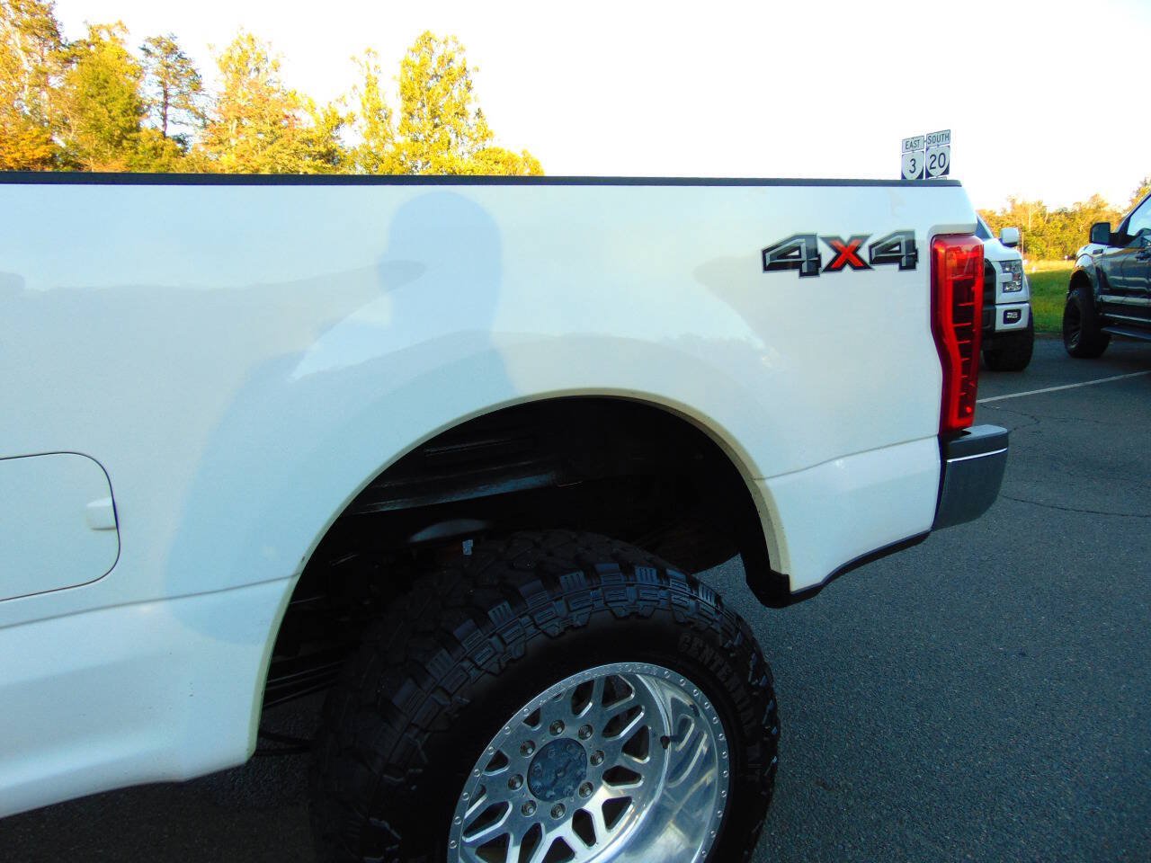 Used 2017 Ford F250 XLT AWD/4WD image 30