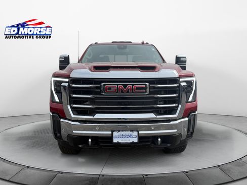 New 2025 GMC Sierra 3500 SLT w/ SLT Premium Package AWD/4WD image 8